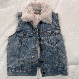 Women’s Levi’s Jean Sherpa vest